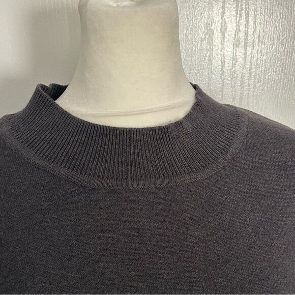 Anthropologie Sunday in Brooklyn Women’s Gray Flutter Bell Sleeve Top Medium - Picture 8 of 12
